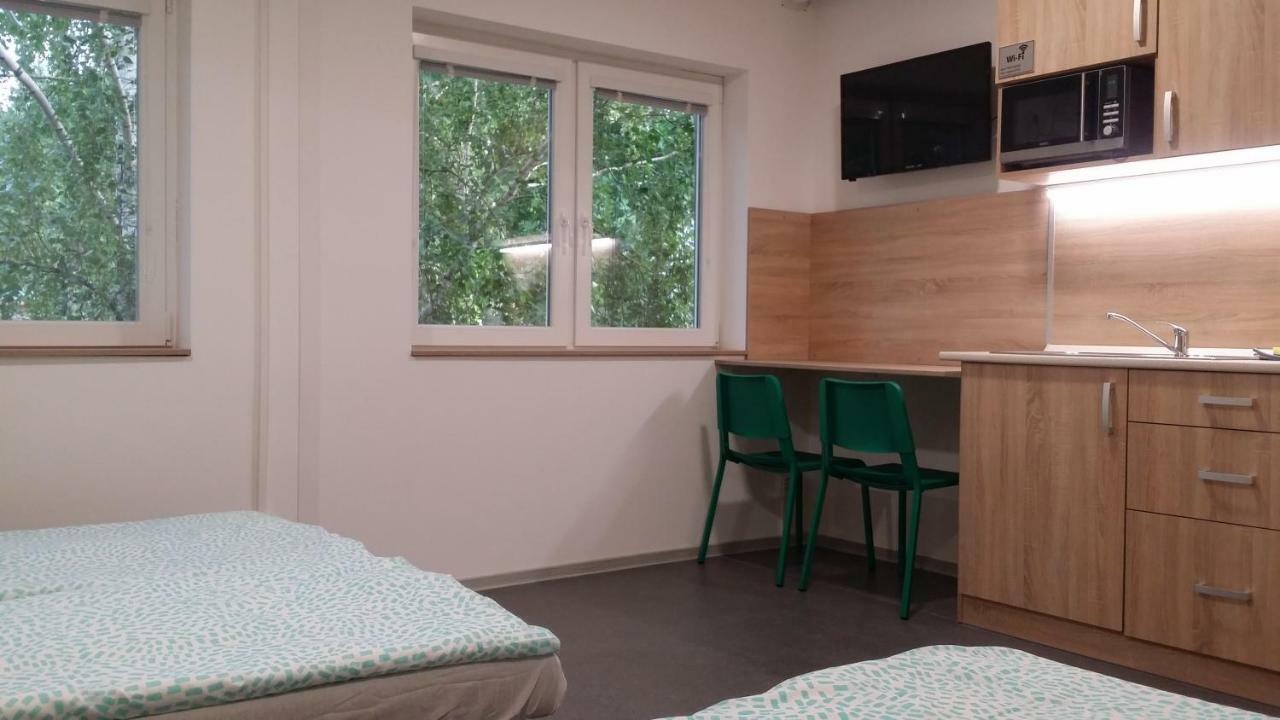 Delfin Hostel Sturovo Luaran gambar